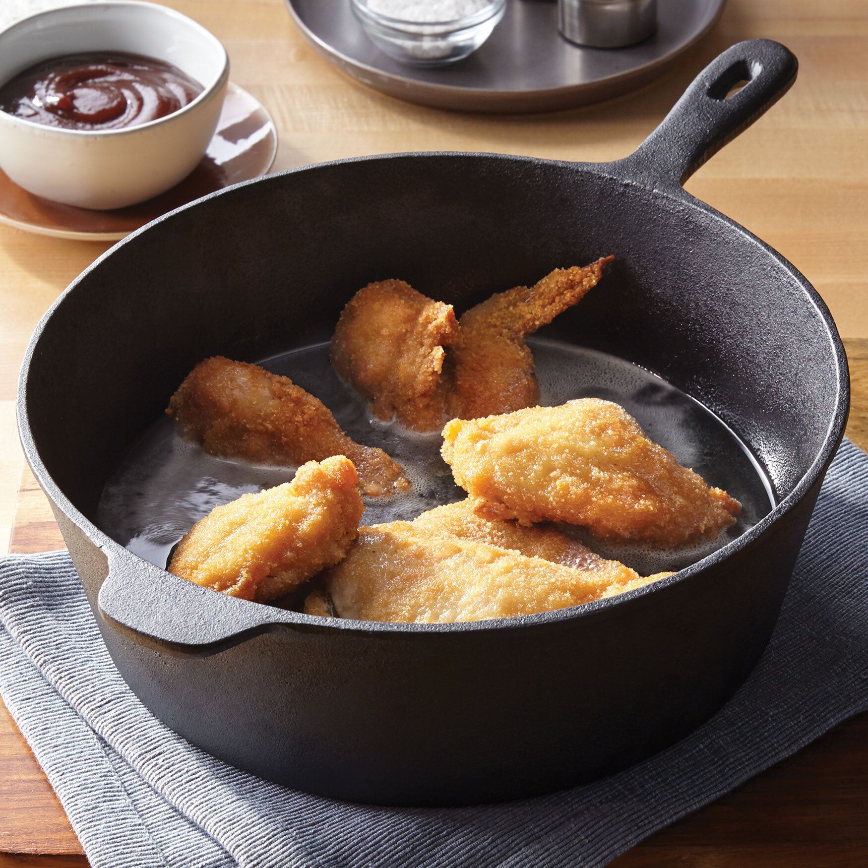 12 inches Cast Iron Chicken Fryer, BLACK, hi-res image number 0