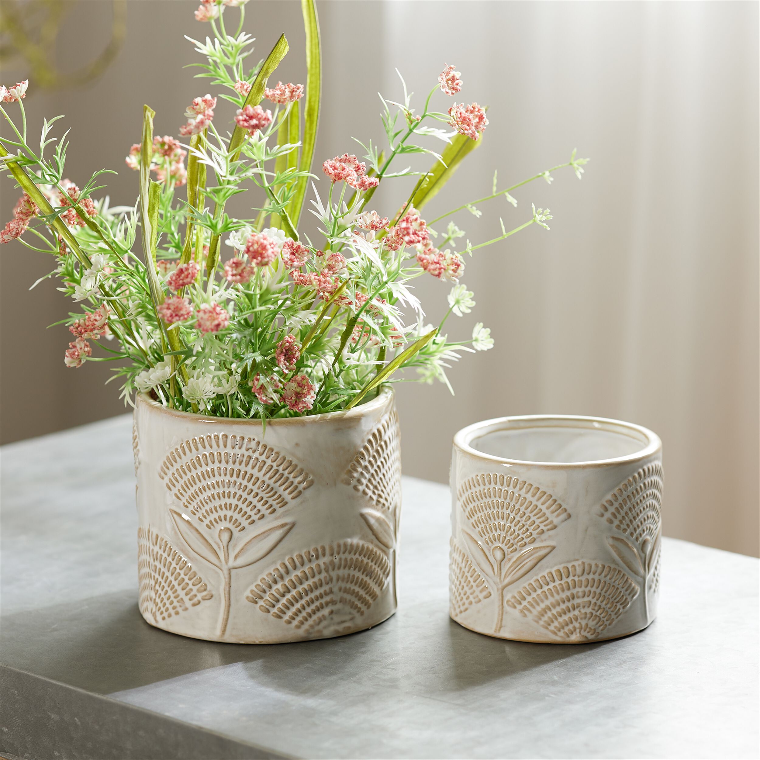 Porcelain Floral Patterned Planter Set of 2, WHITE BEIGE, alternate image number 1