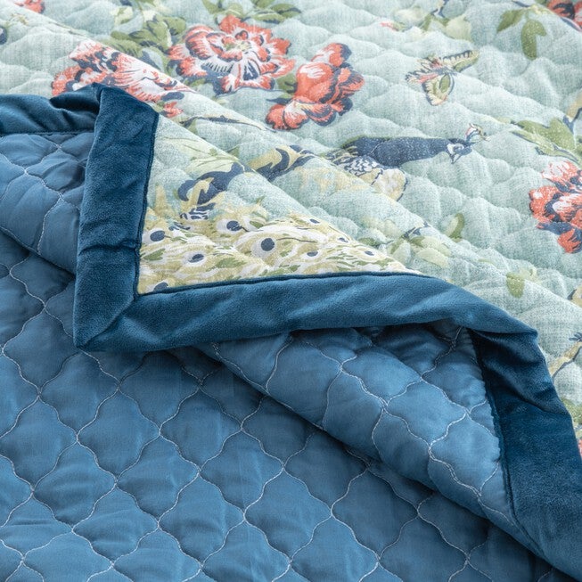 Pavona Velvet Garden Quilt And Pillow Sham Set, , alternate image number null
