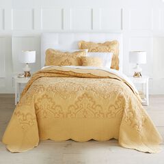 Amelia Bedspread
