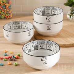 Peanuts® Set of 4 Sunday Strips Stackable Bowls
