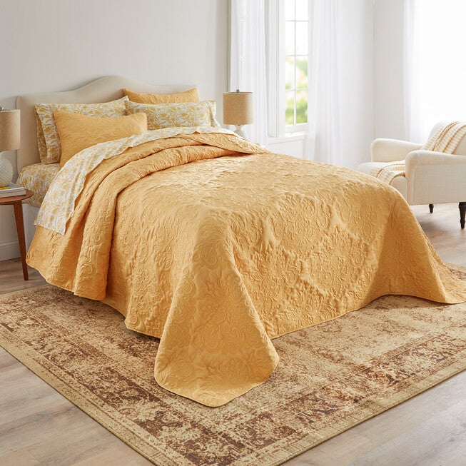 Comfort Cloud Bedspread, YELLOW, hi-res image number null