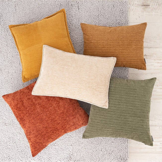 Dainty Chenille Reverse To Linen Lumbar Pillow, , alternate image number null