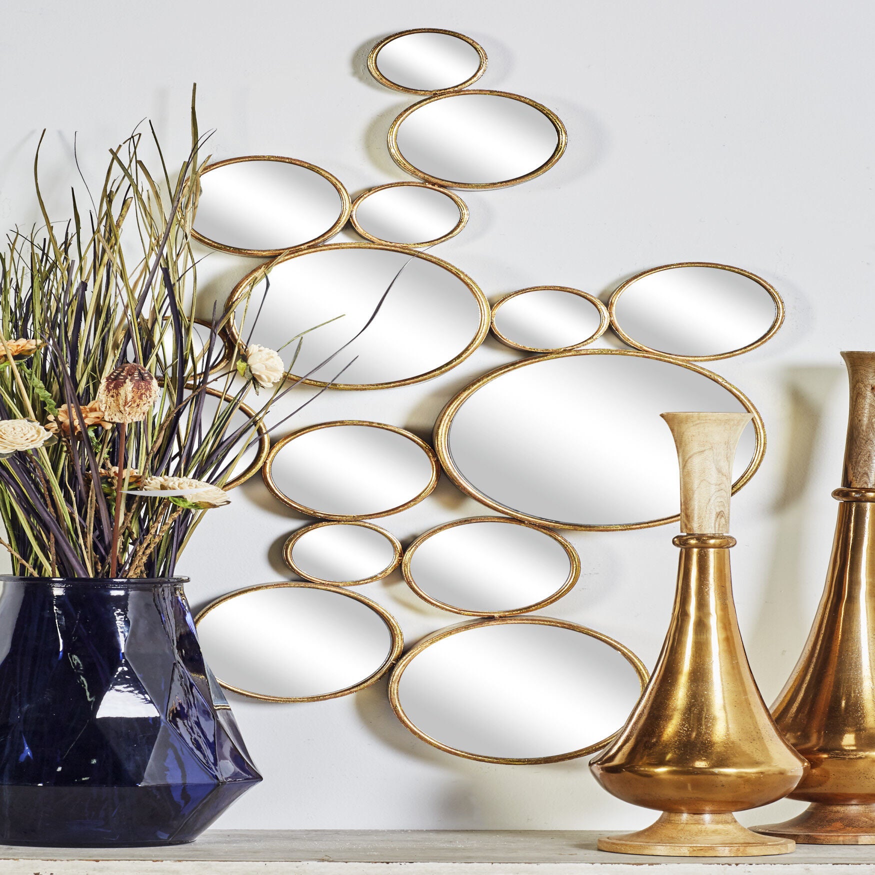 Cosmoliving By Cosmopolitan Gold Metal Wall Mirror, , alternate image number 6