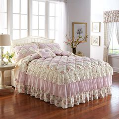 Alexis Bedspread Collection, 