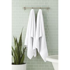 BH Studio 2-Pc. Bath Towel Set