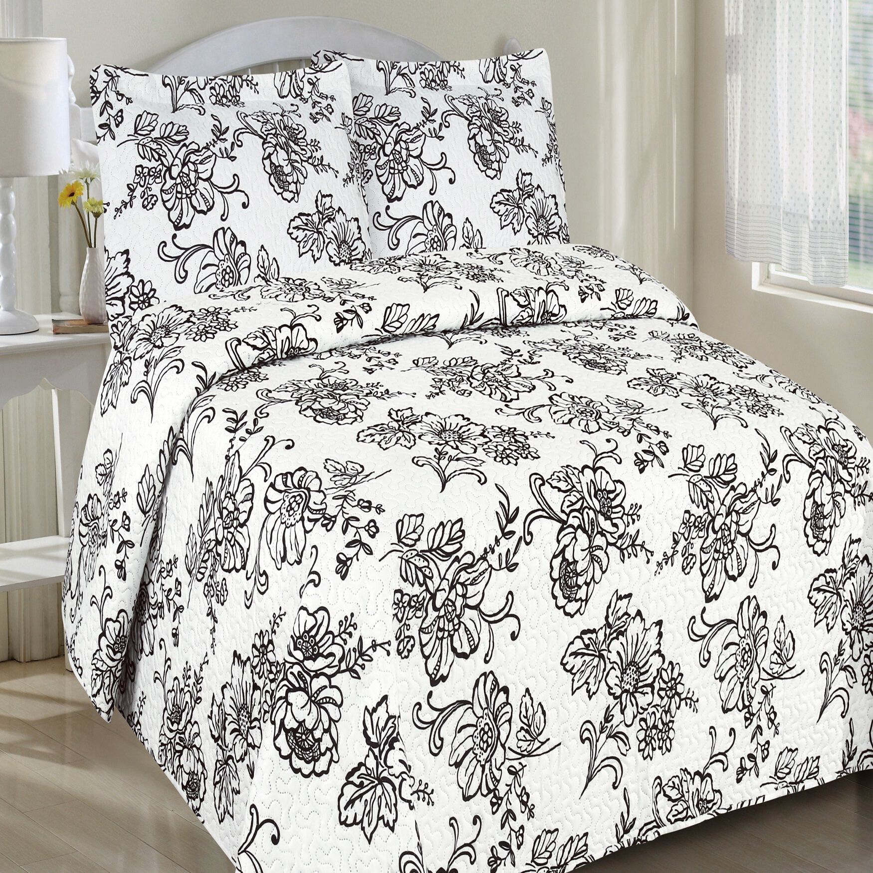 Priscilla Quilt Set, , on-hover image number 1