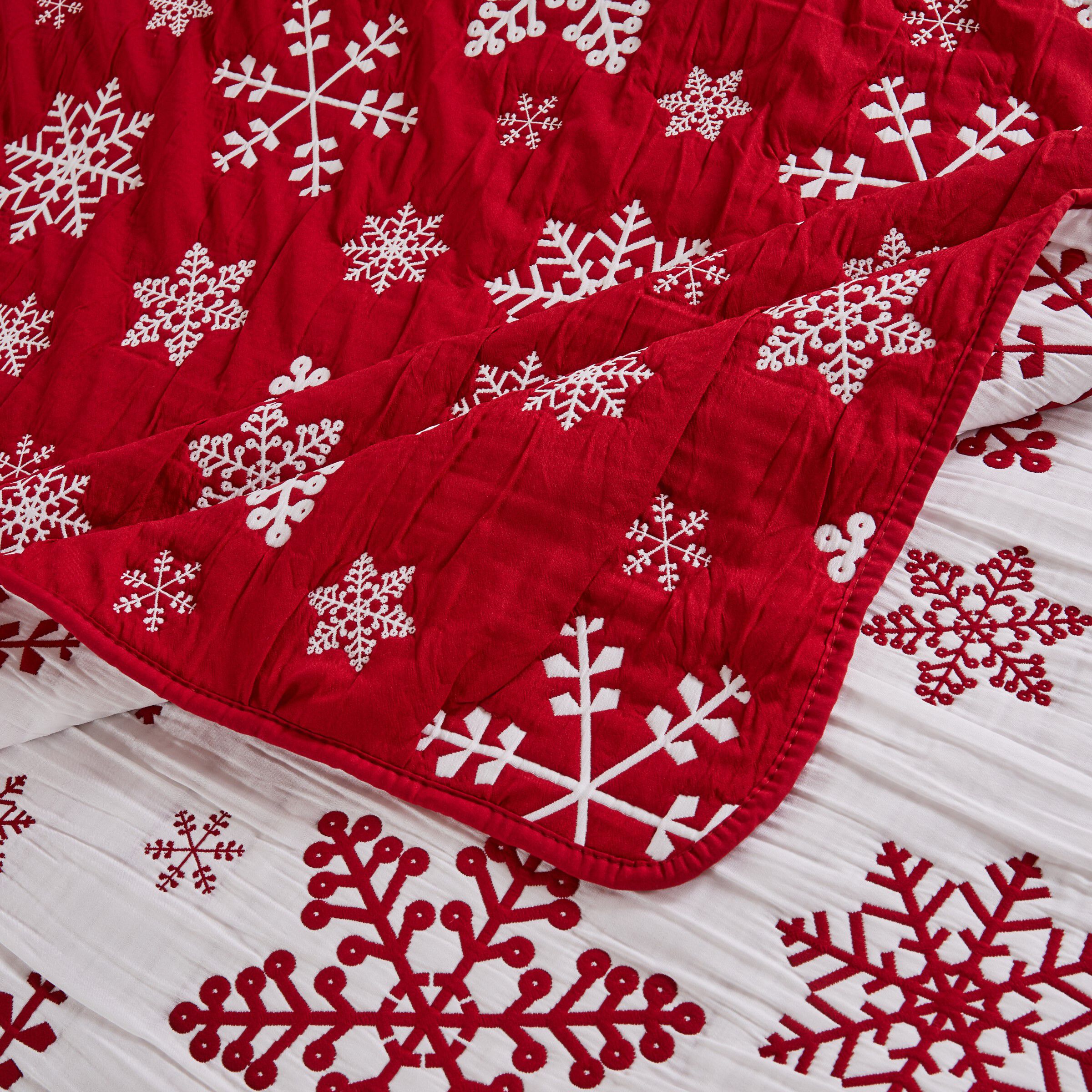 Novelty Holiday Matelass&eacute; Coverlet Set, SNOWFLAKE, alternate image number 4