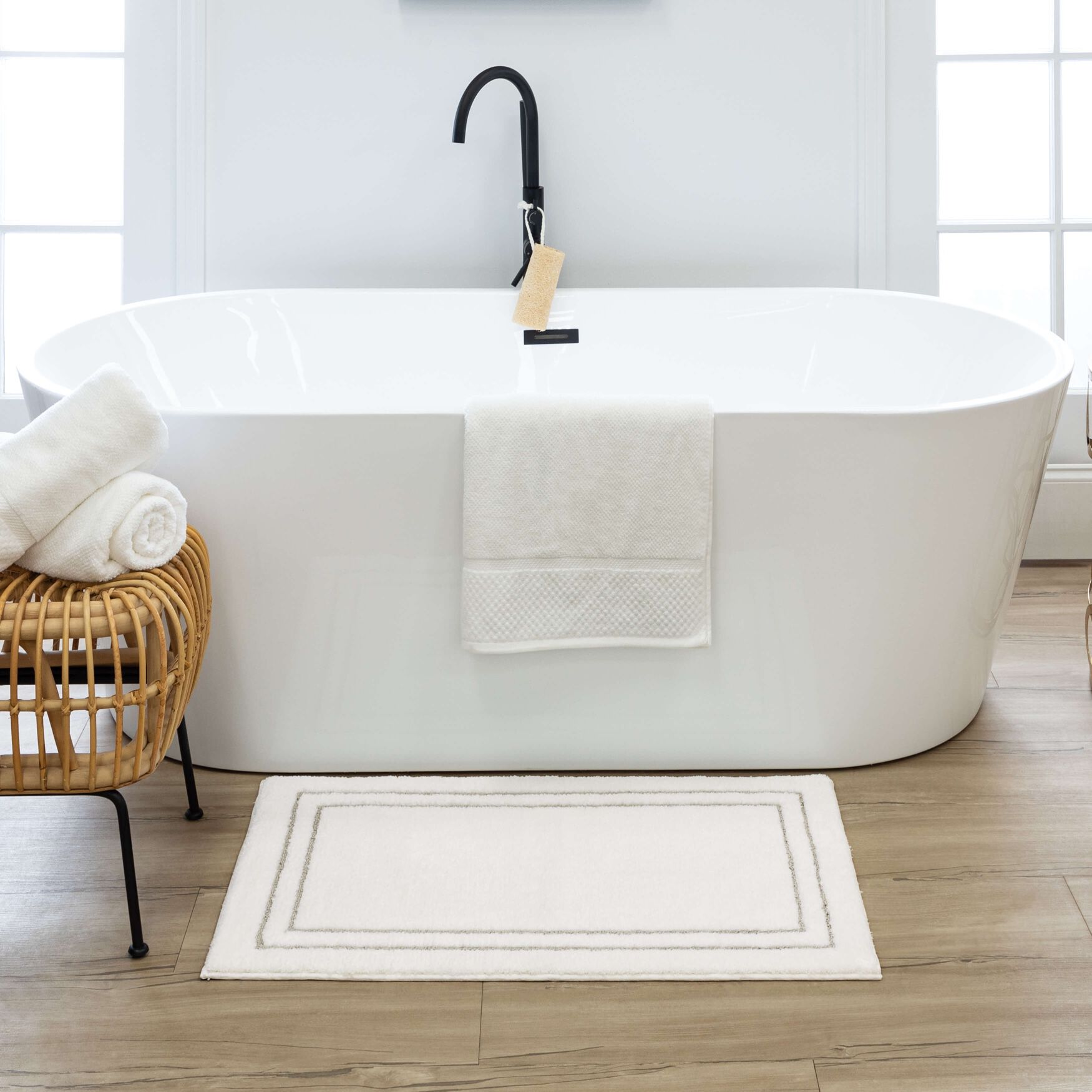 Corona Bath Rug, , alternate image number 7