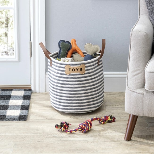 Sienna Toy Pet Dog Cat Basket, , on-hover image number null