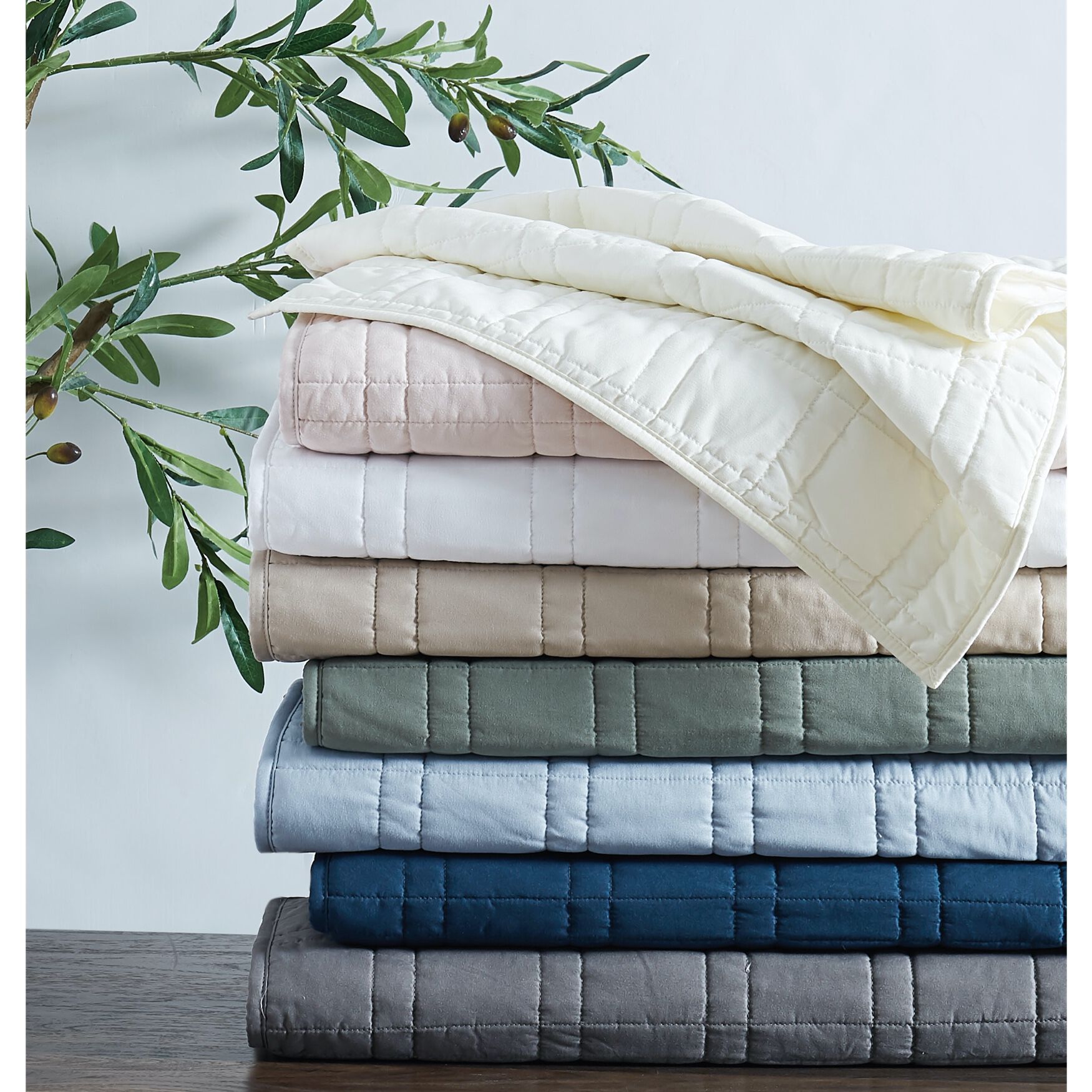Heritage Solid Quilt Set, , alternate image number 2