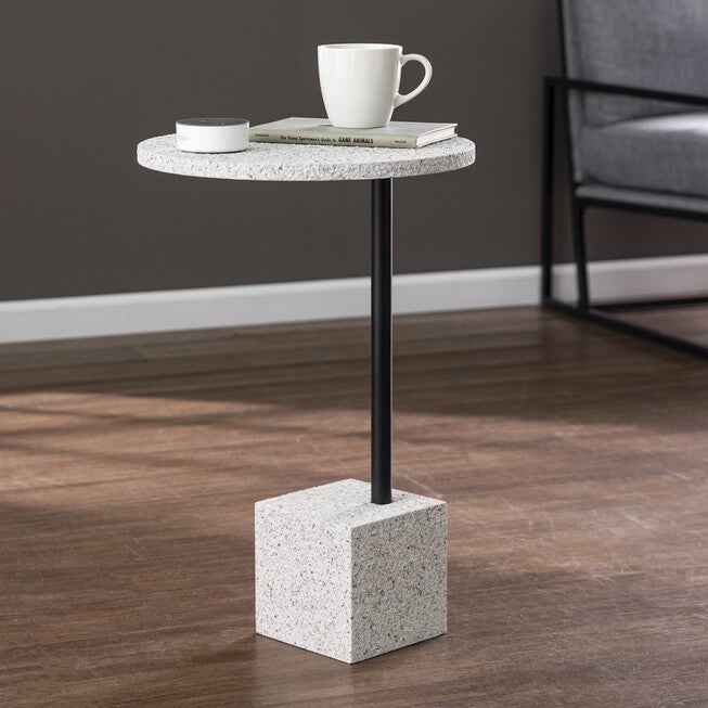 Cromlin Round Accent Table, BLACK, hi-res image number 0