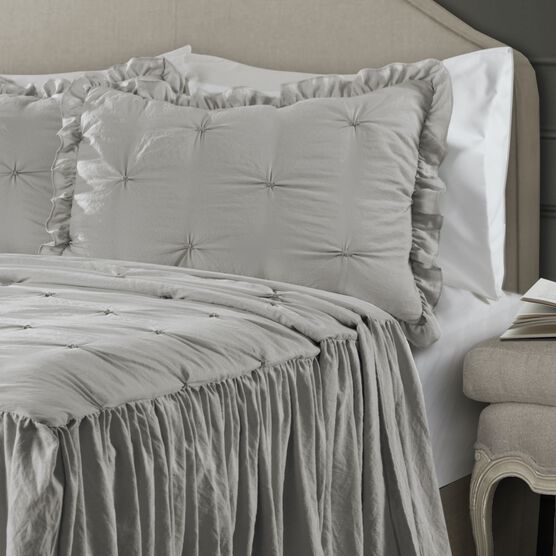 Ravello Pintuck Ruffle Skirt Bedspread 3 Pc Set, , alternate image number null
