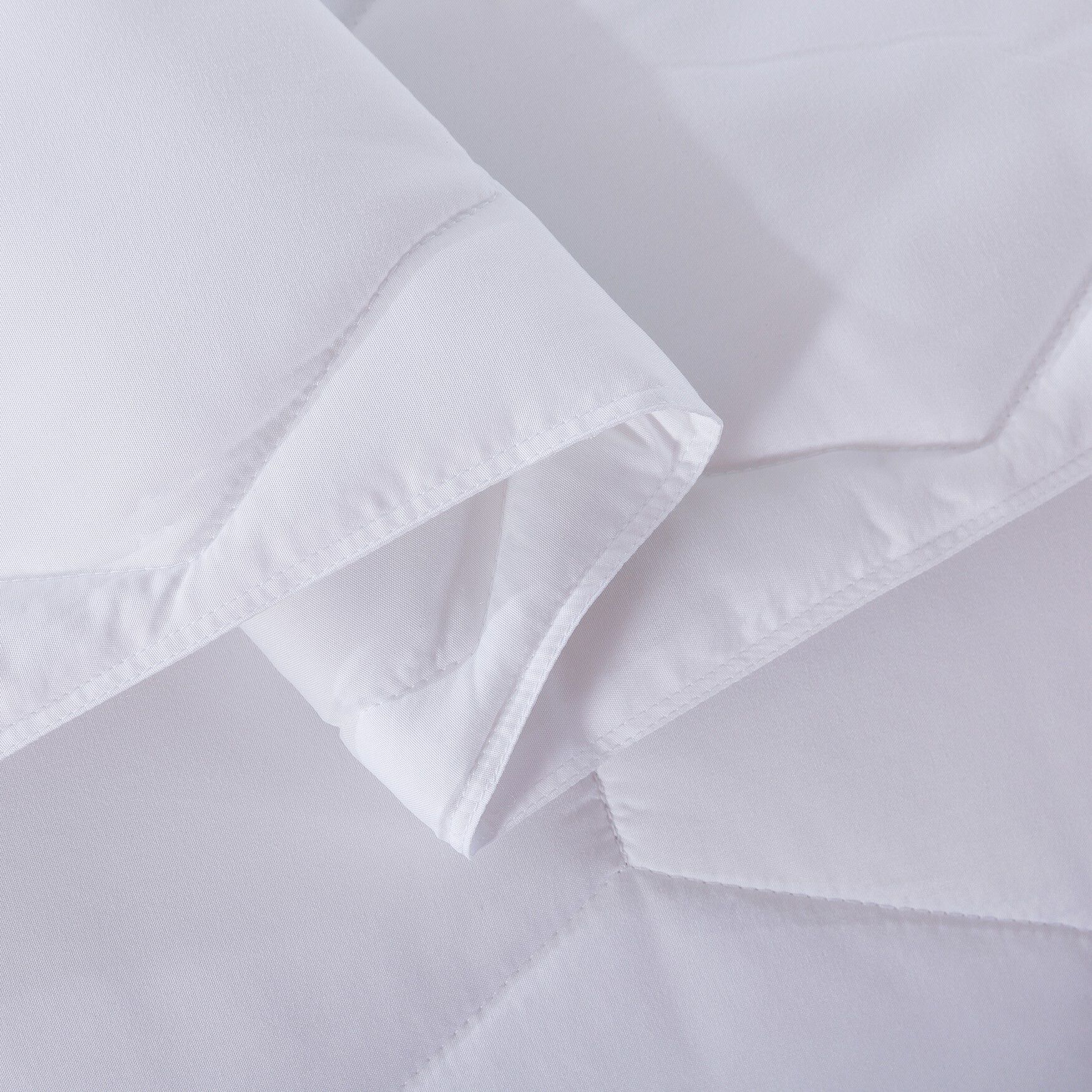 Honeycomb Down Alternative Blanket, White, , alternate image number 2