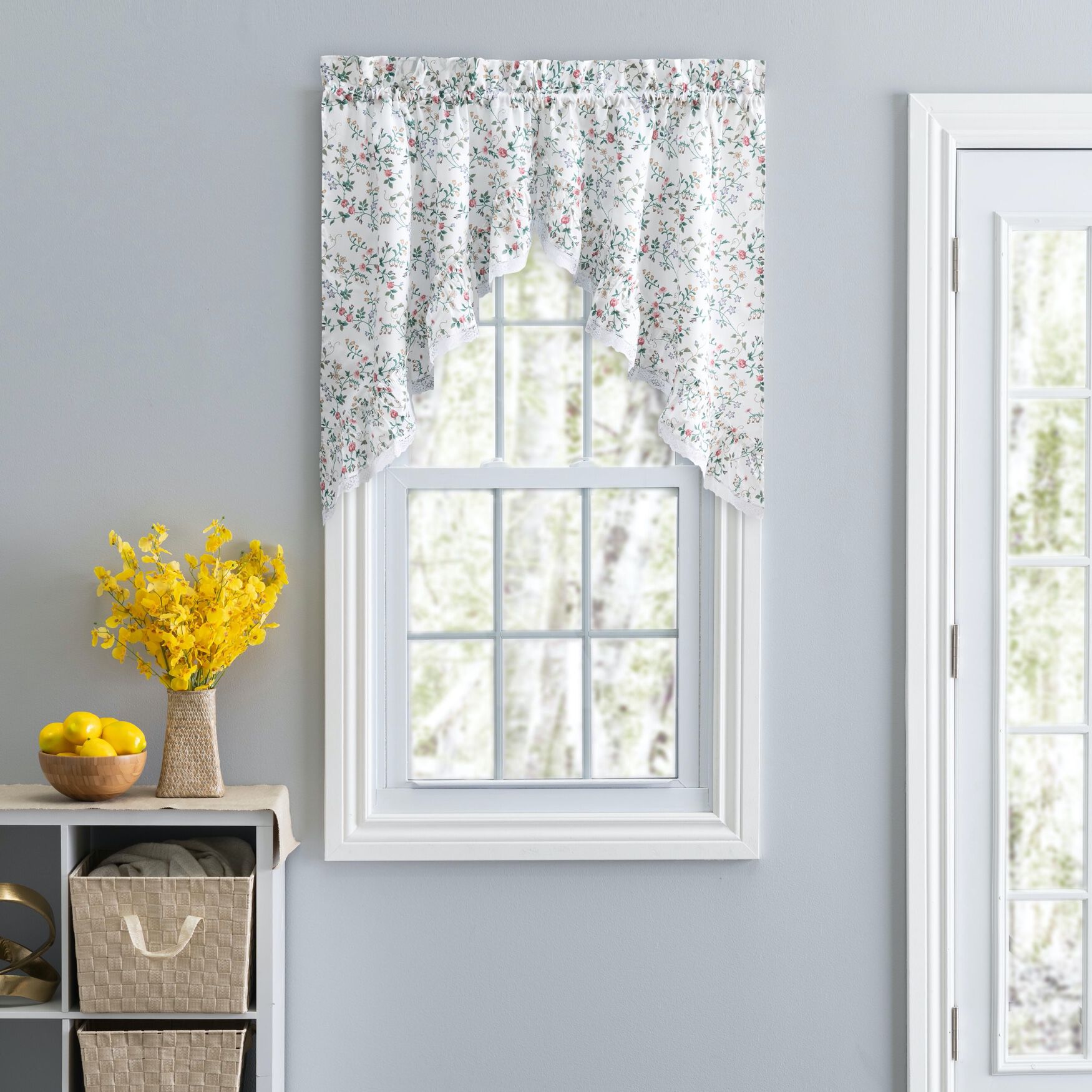 Country Floral Ruffled Swag, MULTI, hi-res image number 0