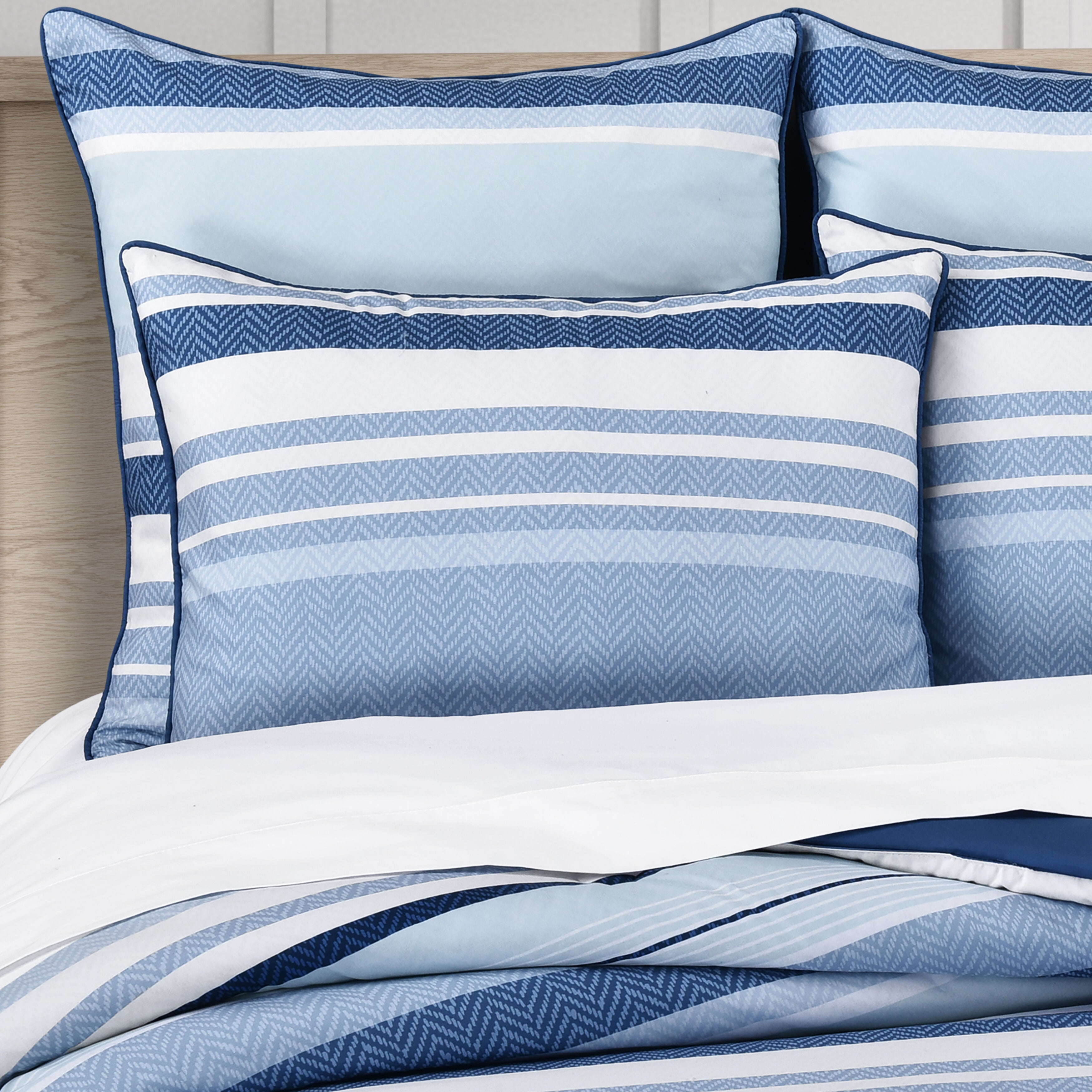 CARSON COMFORTER SET, BLUE, alternate image number 2