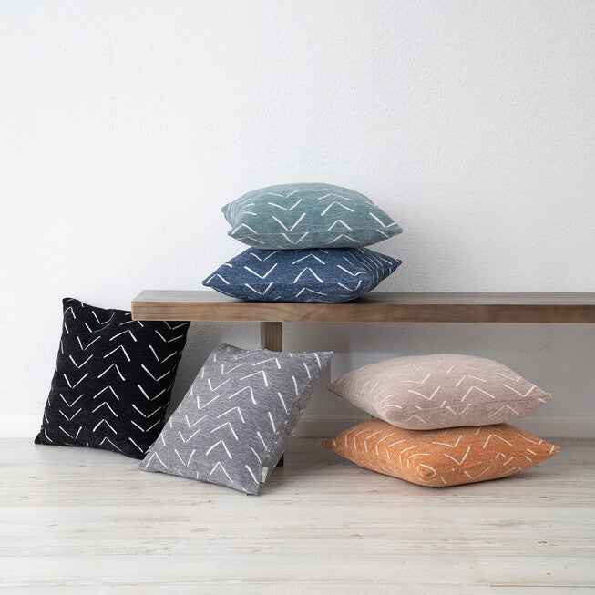 SYNOVVE WOVEN ARTESIAN PILLOW, , alternate image number null