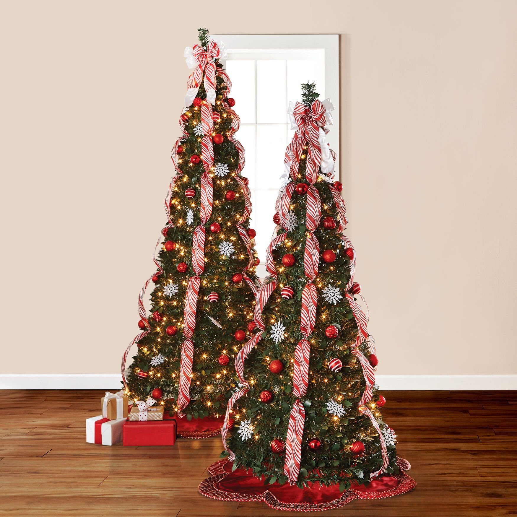 Fully Decorated Pre-Lit 7&frac12;' Pop-Up Christmas Tree
