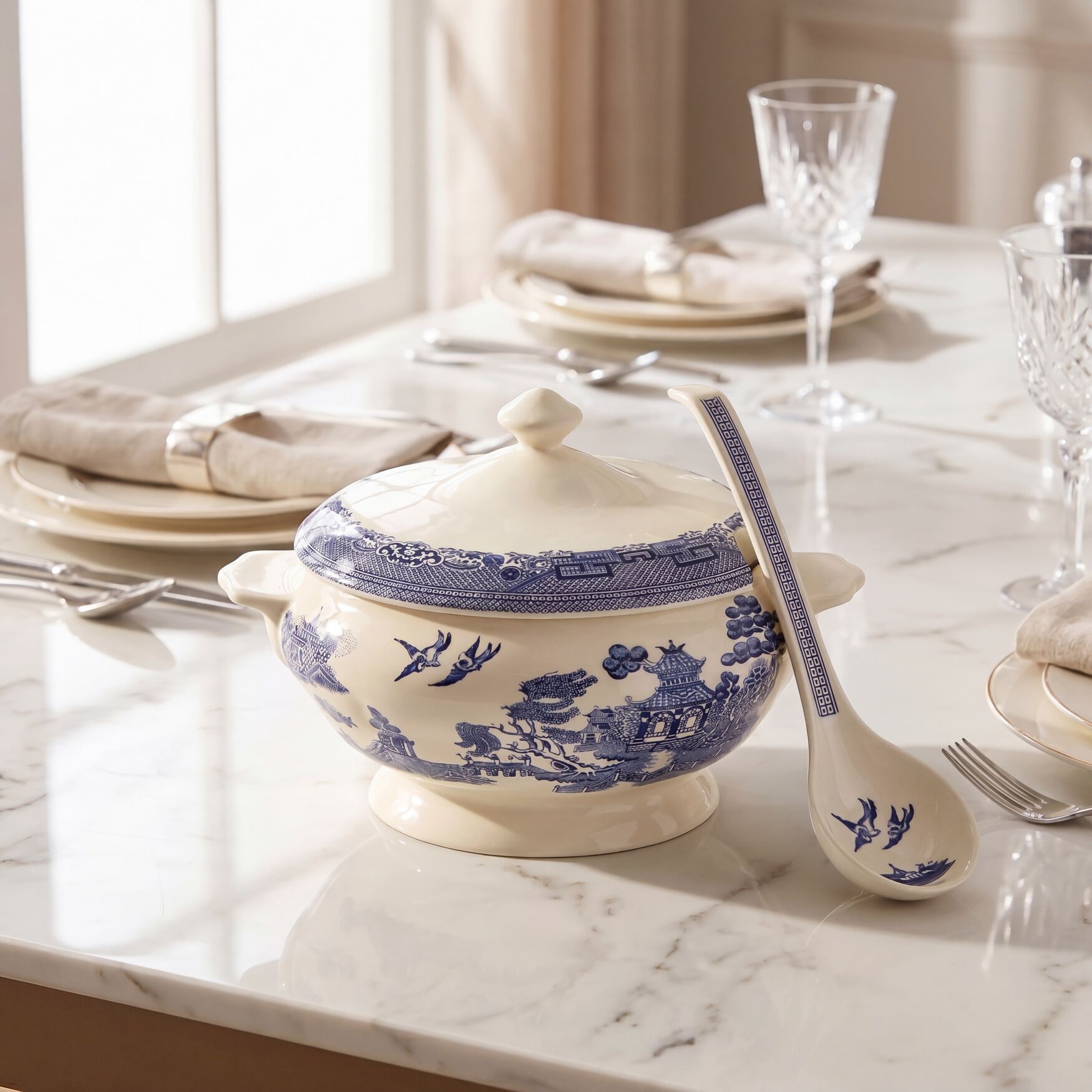 Blue Willow Soup Tureen with Holes + Ladle, , alternate image number 7