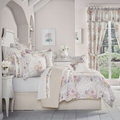 Chardonnay 4 Piece Comforter Set