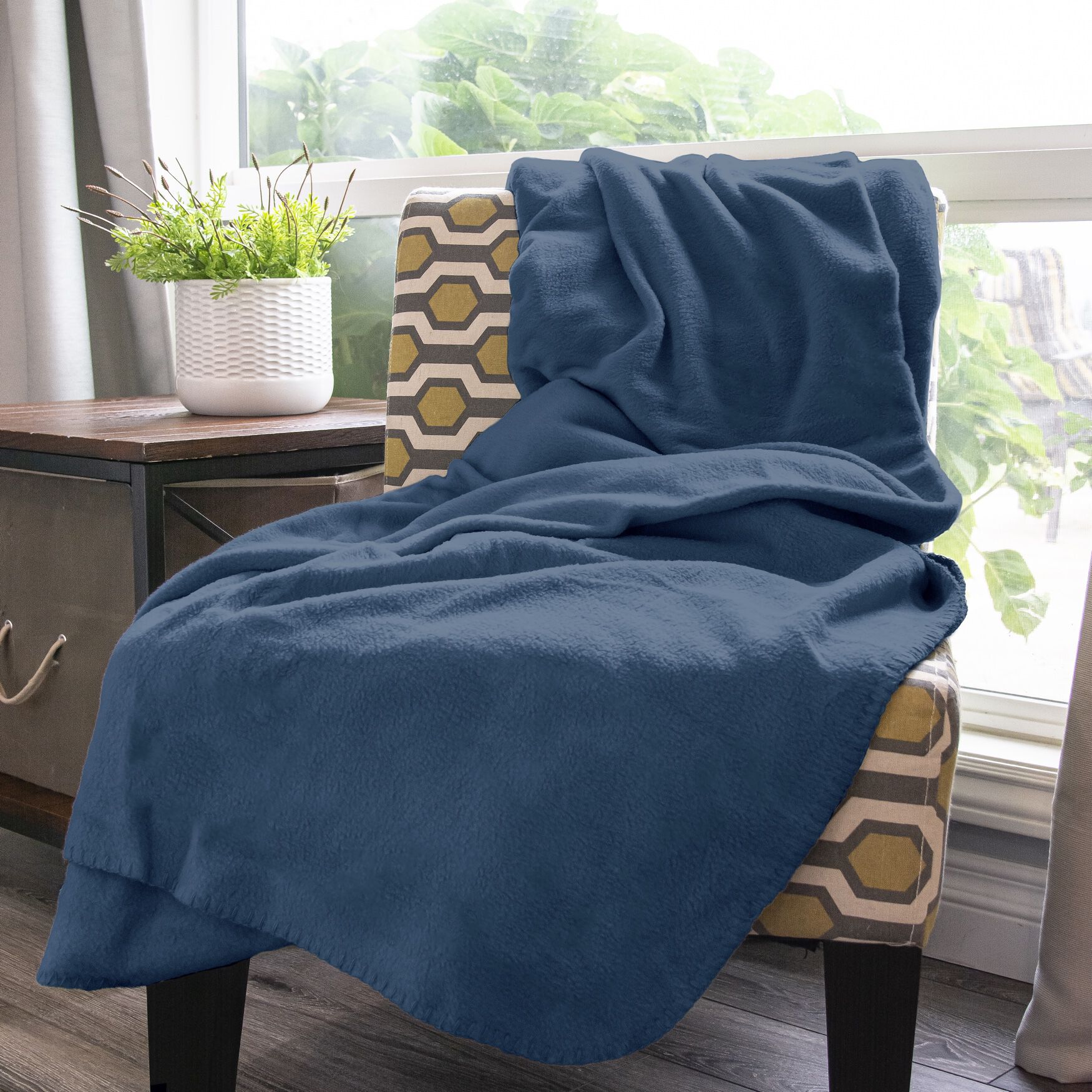 Supreme Warmth Pencewood Fleece Blanket, , alternate image number 10