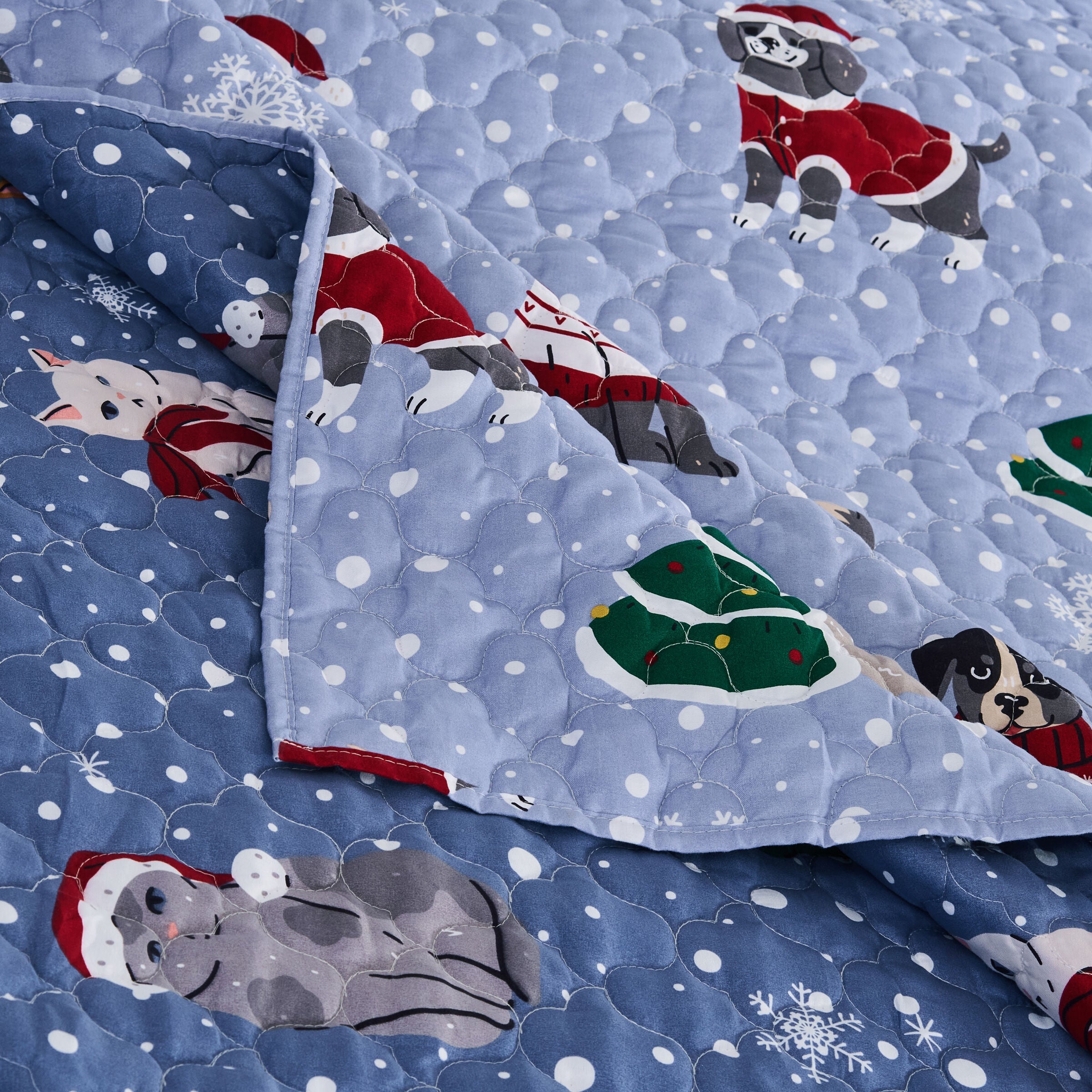 Winter Whiskers Festive Holiday Pets Finely Stitched Quilt Set, BLUE, alternate image number 2