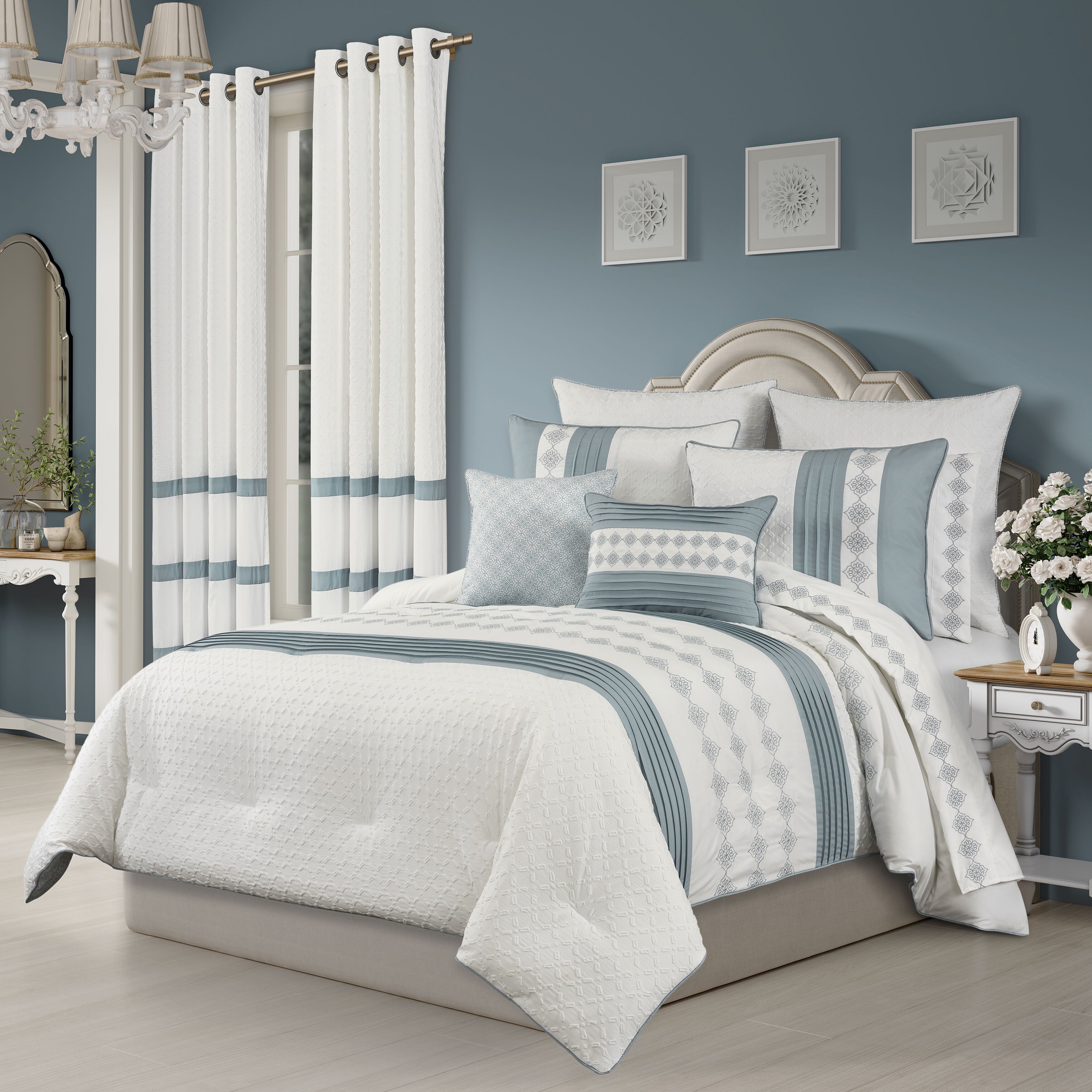 TRILOGY COMFORTER SET, BLUE, hi-res image number 0