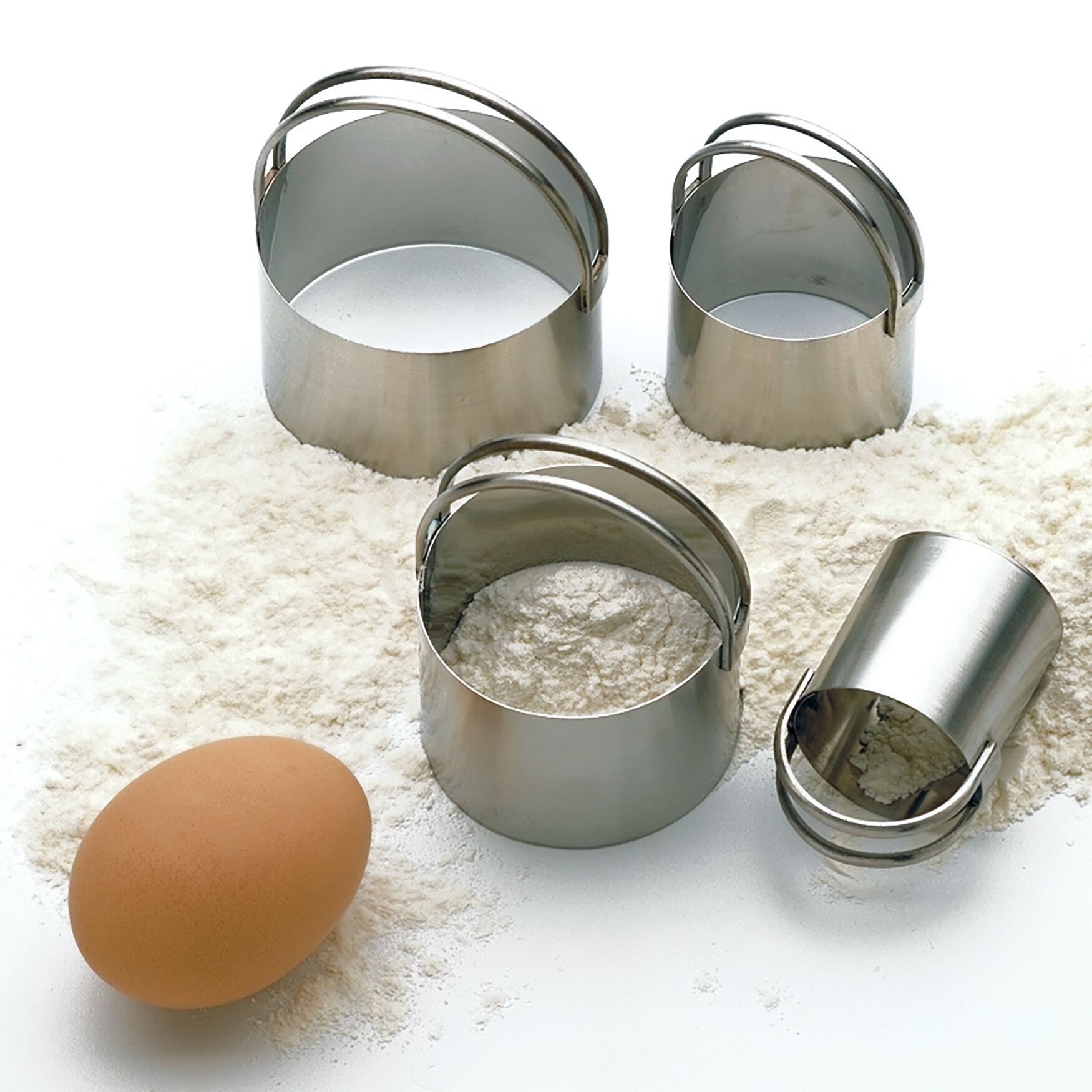 Round Stainless Steel Biscuit Cutters, Set 4, , alternate image number 3