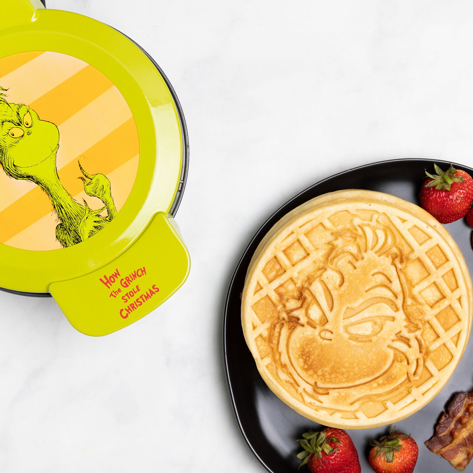  Dr. Seuss The Grinch Waffle Maker, GREEN, hi-res image number 0