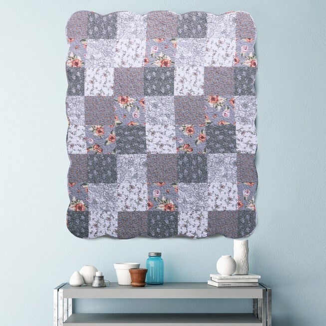 Giulia Quilted Throw Blanket, , alternate image number 3