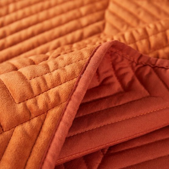 Riviera Velvet Quilt And Pillow Sham Set, , alternate image number null