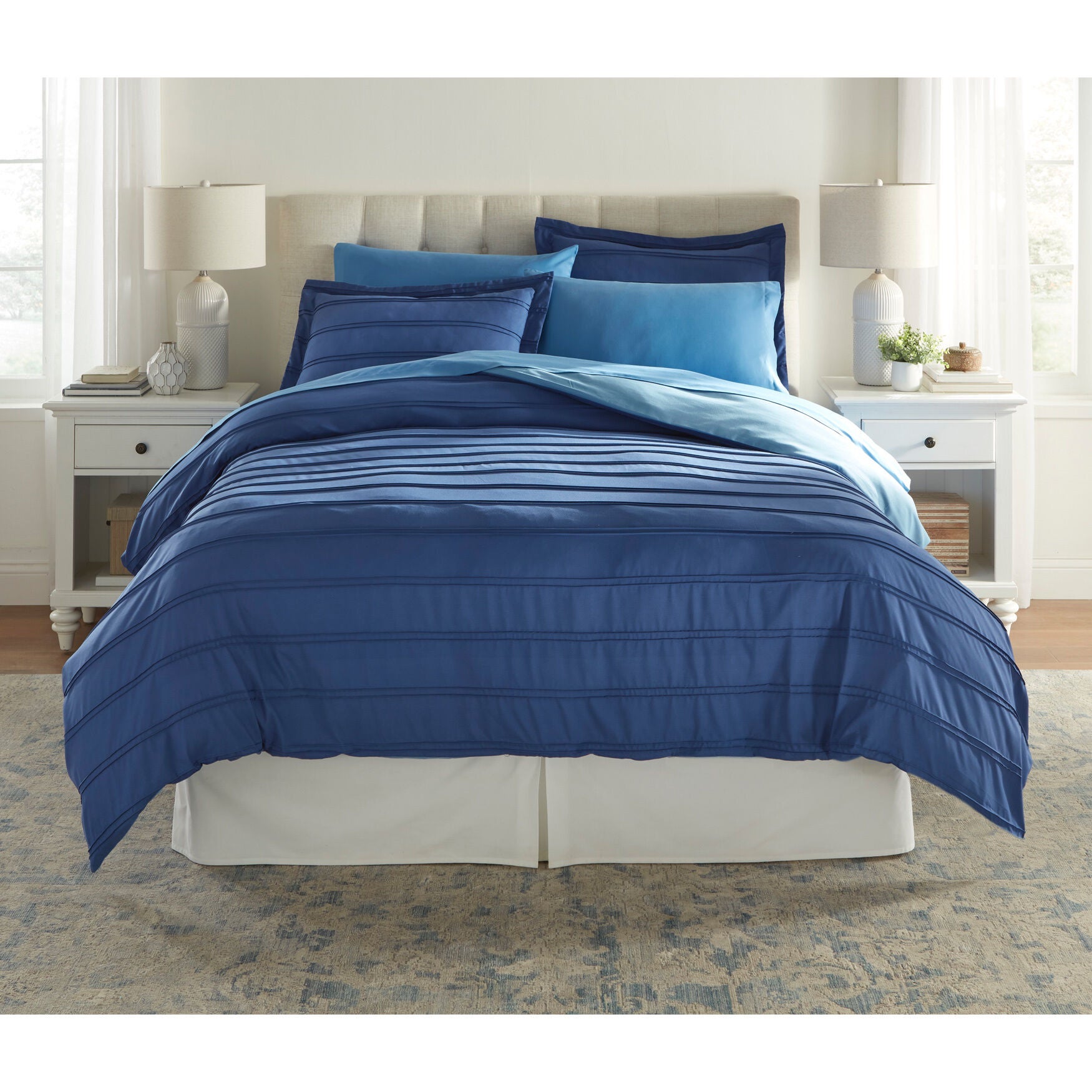 BH Studio Bedding Collection, , hi-res image number 0