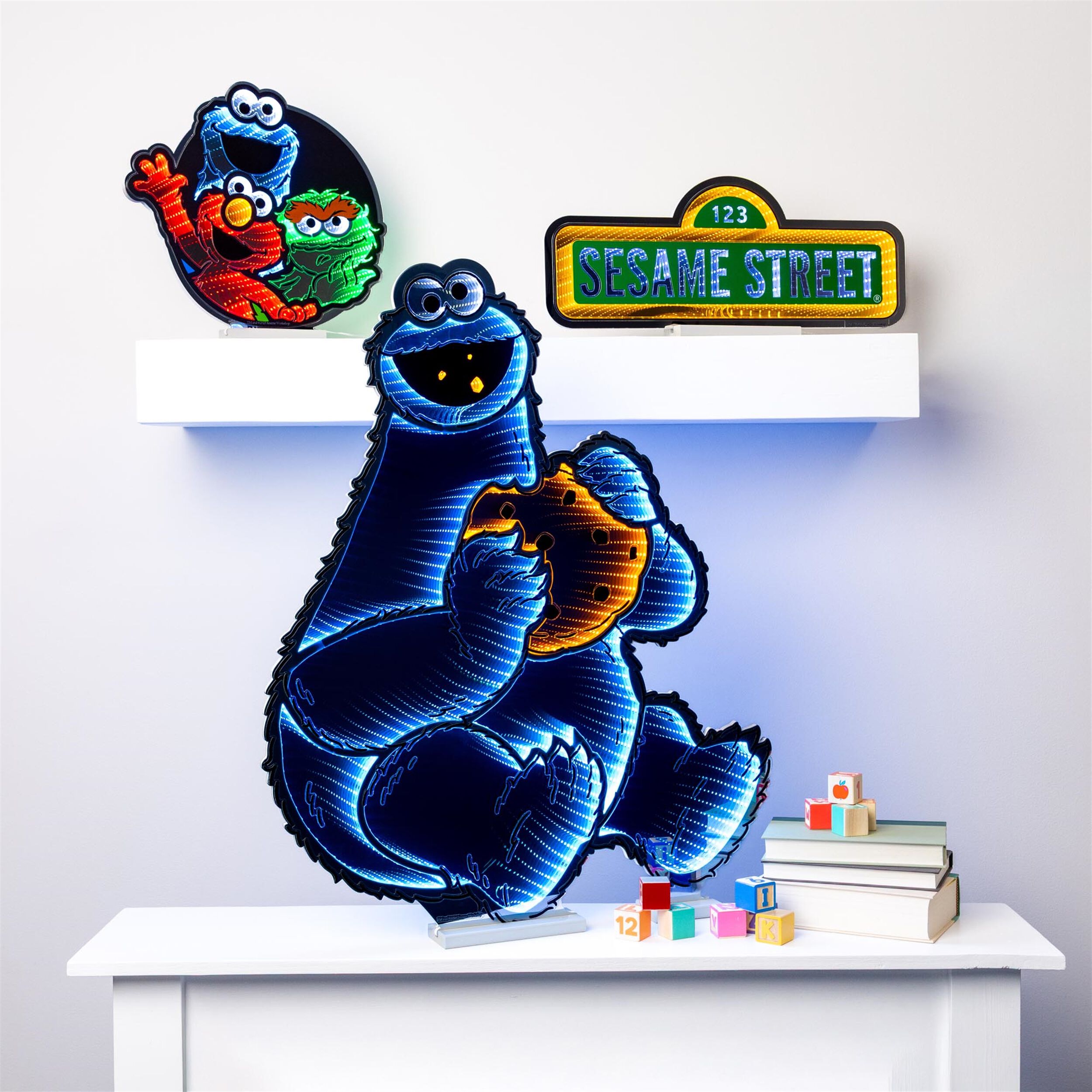 Sesame Street Friends Ekkolight 16 inchesH, RED GREEN BLUE, alternate image number 1