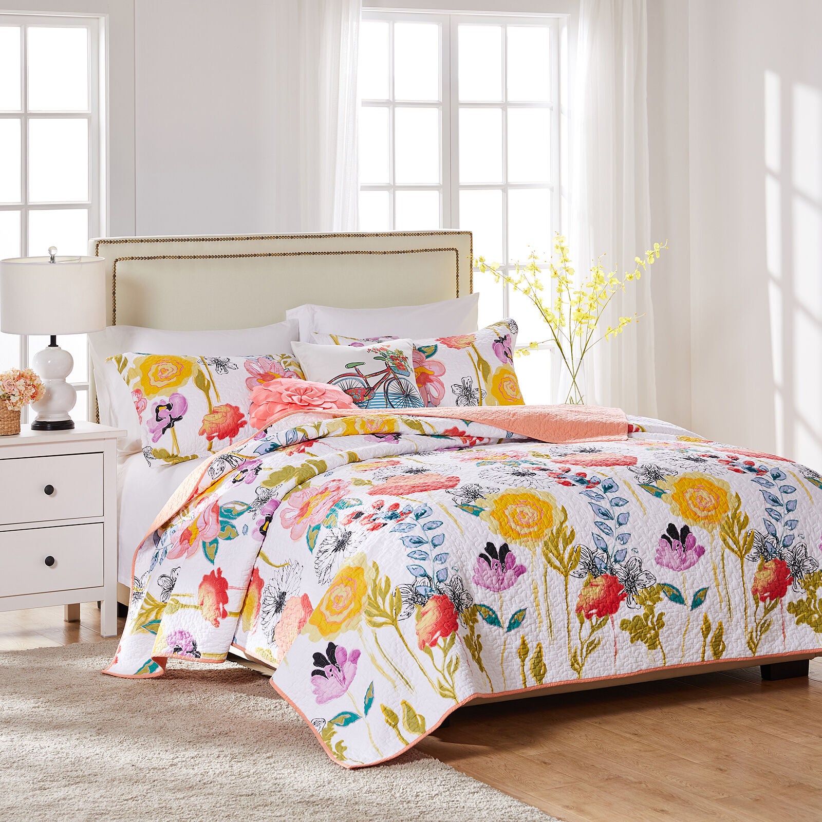 Watercolor Dream Finely Stitched Quilt Set with Decorative Pillows, WHITE, alternate image number 4