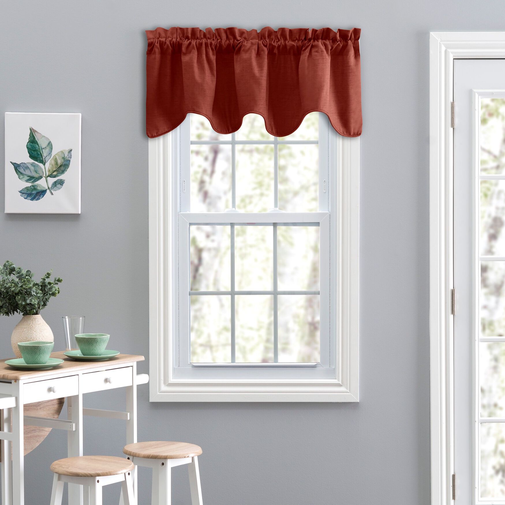 Lisa Solidtextured Scallop Valance, RED, hi-res image number 0