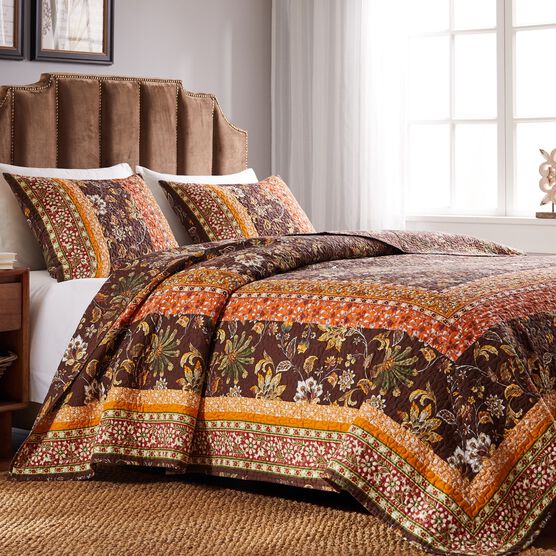 Audrey Quilt And Pillow Sham Set, , on-hover image number null