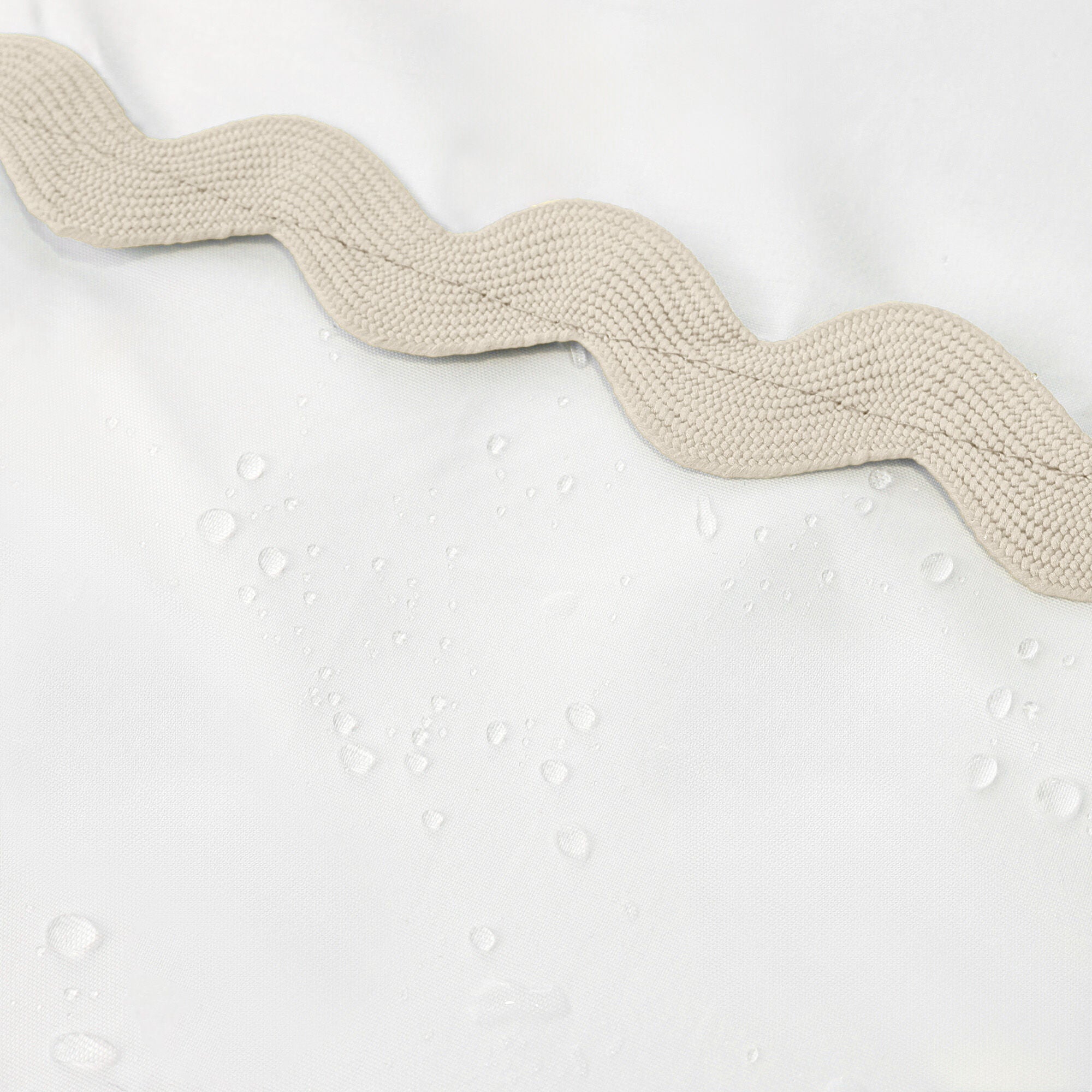 Scalloped Fabric Shower Curtain, CREAM, alternate image number 3