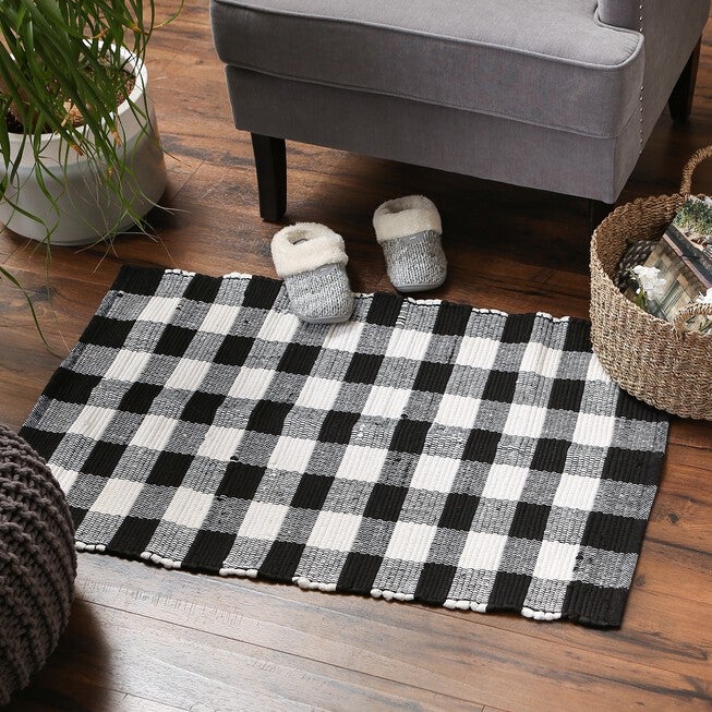 Black & White Buffalo Check Rag Rug 26X40, , alternate image number 3