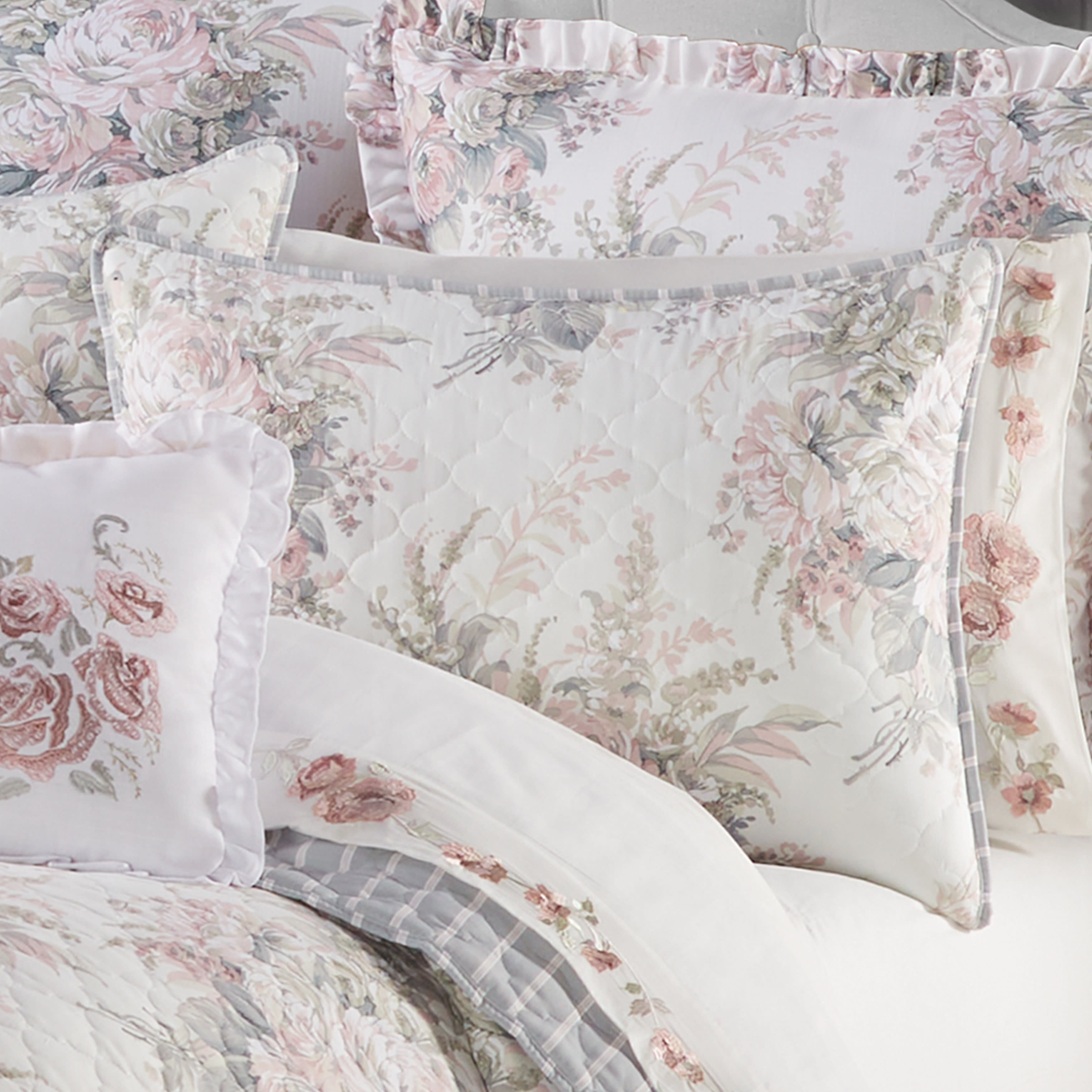 Estelle Blush 3 Piece Quilt Set, BLUSH, alternate image number 1