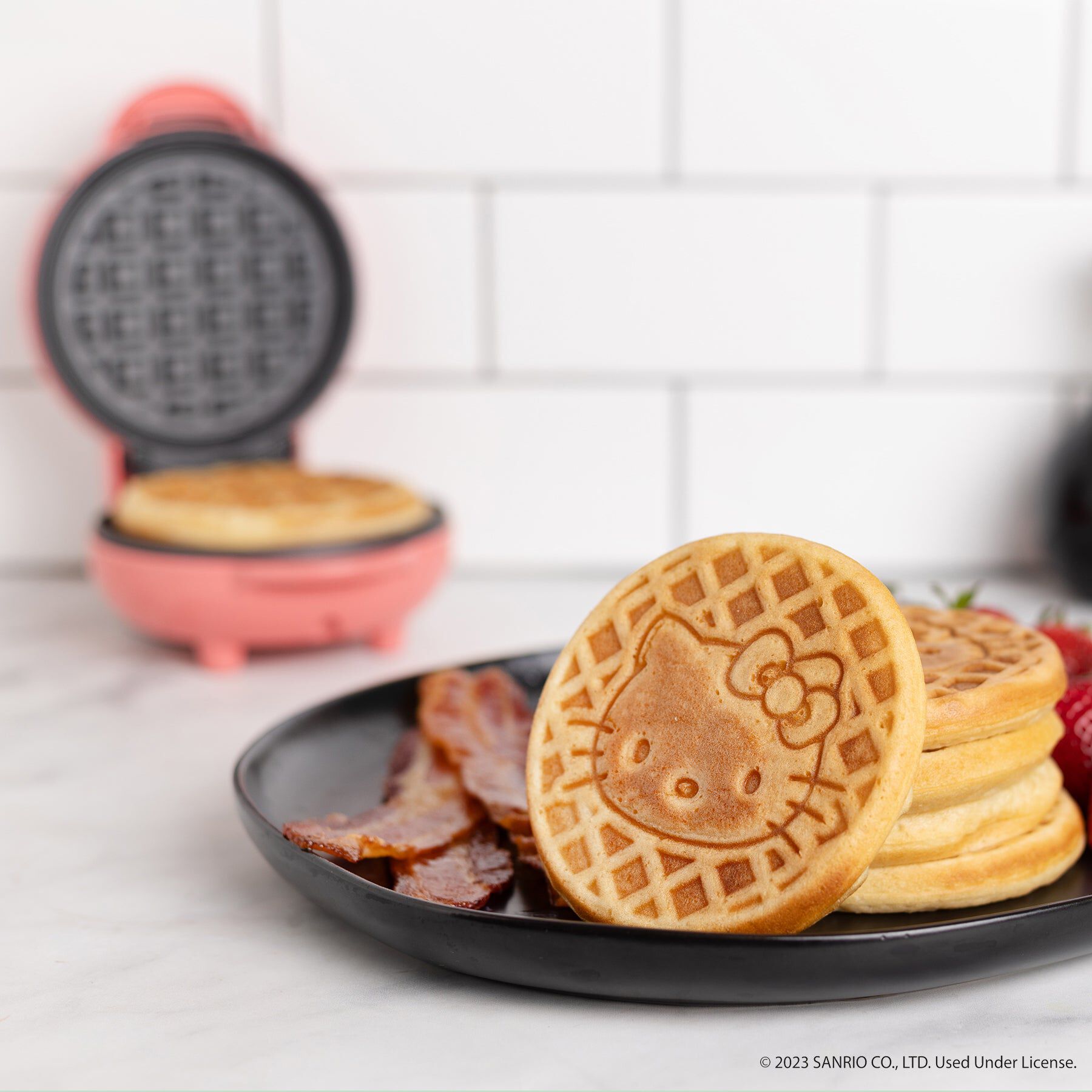 Hello Kitty Mini Waffle Maker, PINK, alternate image number 1
