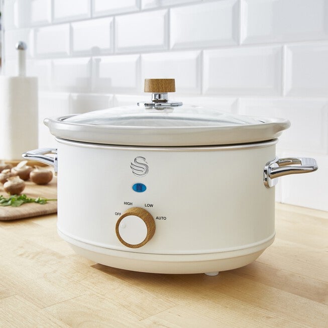 Swan 3.5L Nordic Slow Cooker - White, WHITE, hi-res image number 0