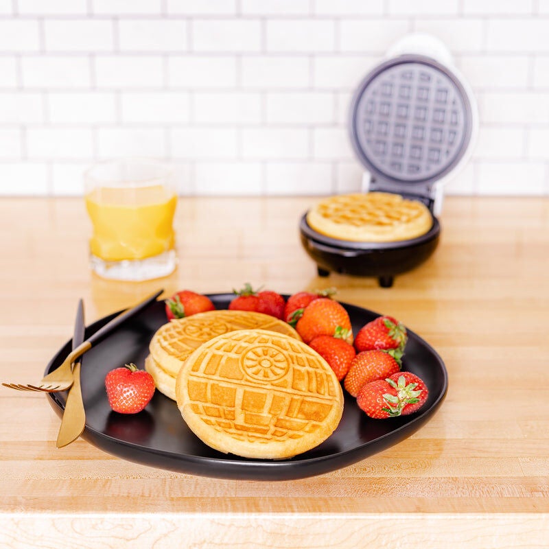 Star Wars Mini Death Star Waffle Maker, WHITE, alternate image number 5