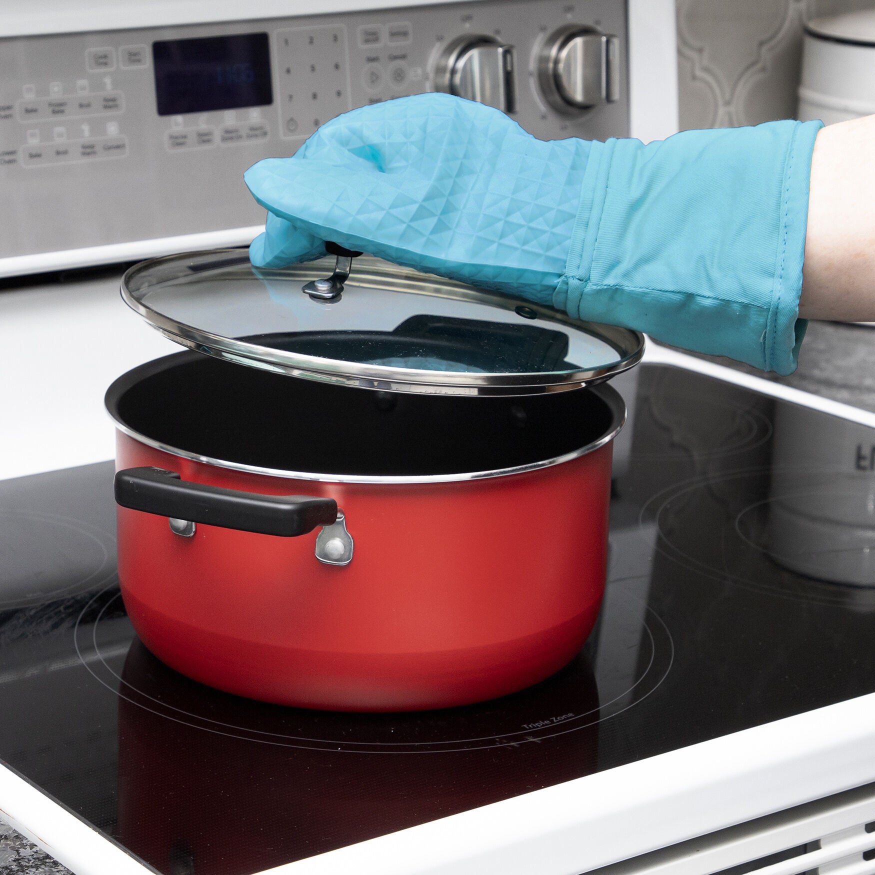 Waffle Silicone Oven Mitts, Set Of 2 Oven Mitt, , alternate image number 3