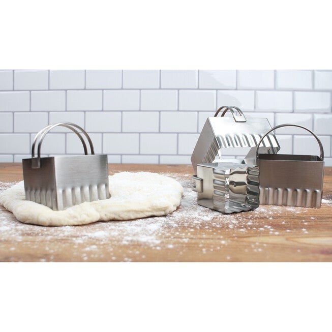 Rippled Stainless Steel Biscuit Cutters, Set 4, , alternate image number 3