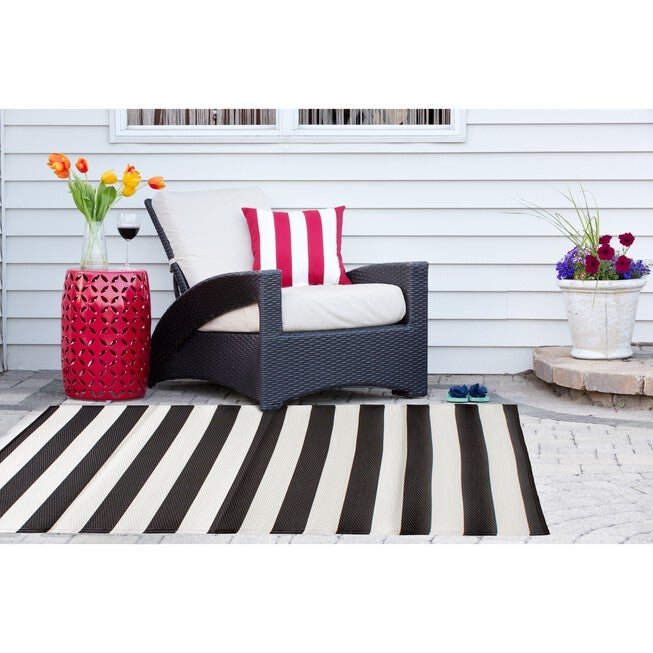 Black/White Stripe Outdoor Floor Runner 3X6 Ft Floor Coverings, , alternate image number null
