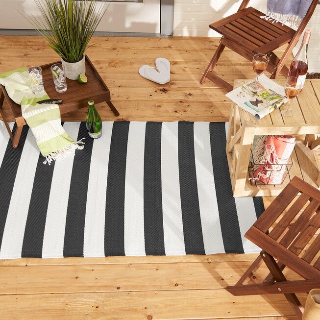 Black/White Stripe Outdoor Floor Runner 3X6 Ft Floor Coverings, , alternate image number null