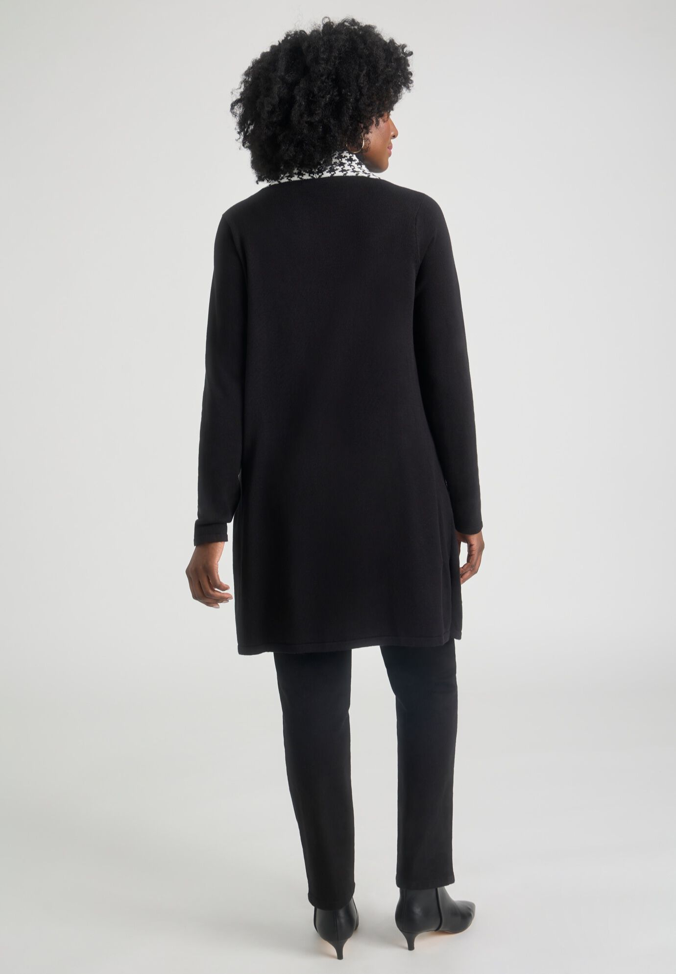 Fine Gauge Cardigan Topper, IVORY HOUNDSTOOTH, alternate image number 2