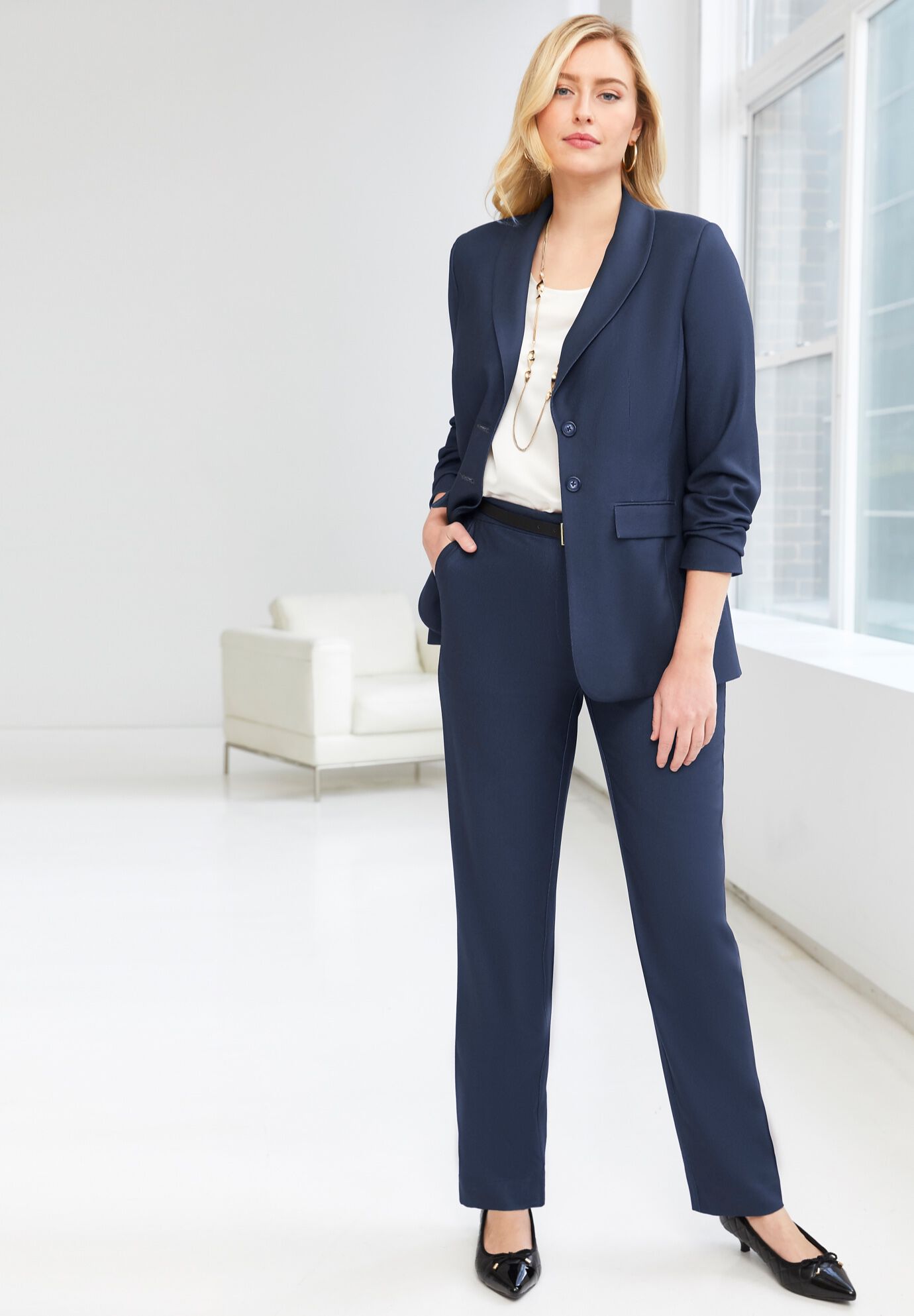 single breasted pant suit pant suit vs skirt suit
