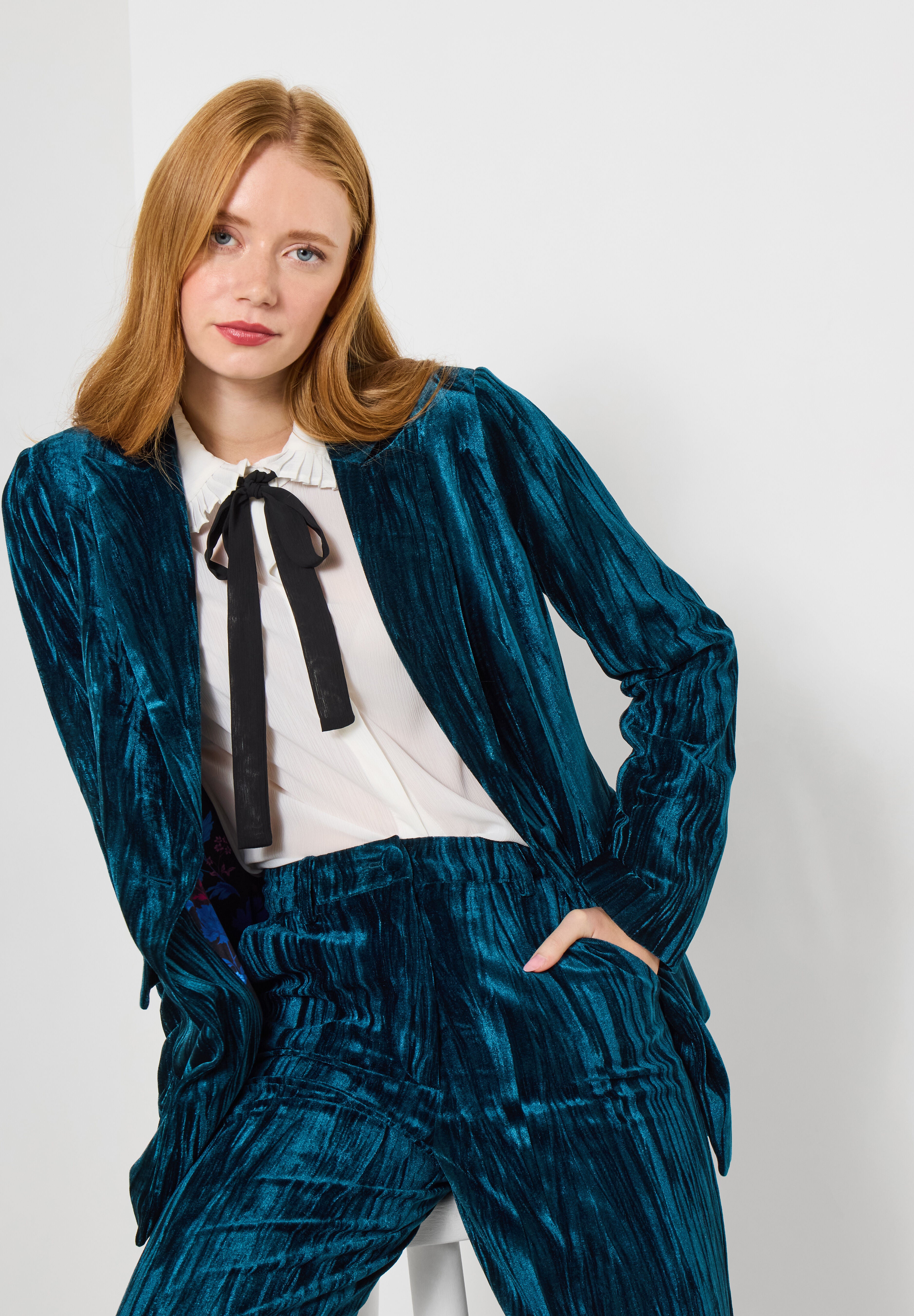 Crinkle Velvet Blazer