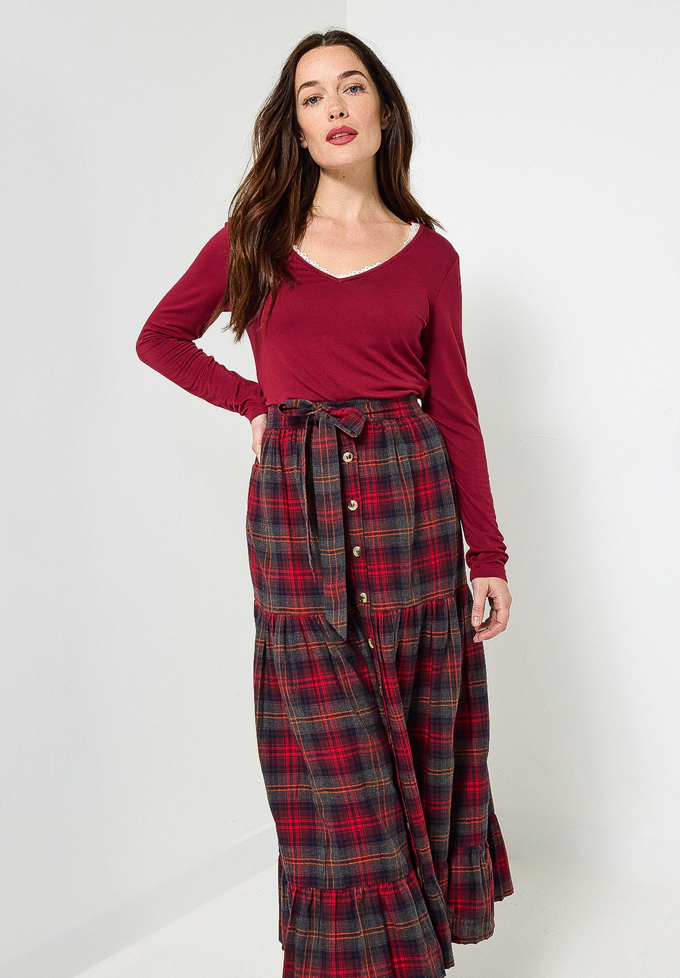 Stretch Knit V-Neck Tee, OXBLOOD, alternate image number 4